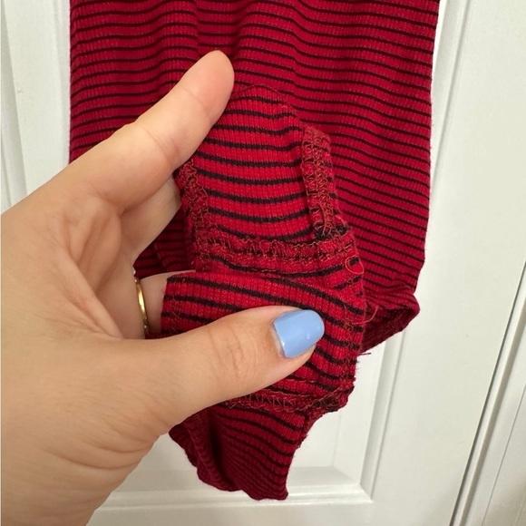 Women’s Sleeveless Bodysuit Medium Red Black Stripe High Neck Stretch Snap Shut - Picture 7 of 7